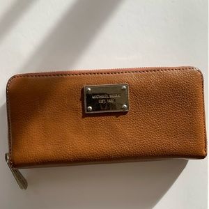 MICHAEL KORS Brown Leather Wallet